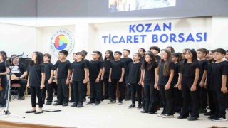 Kozanlı öğrenciler Kozan kurtuluşunu sahnelerine taşıdı