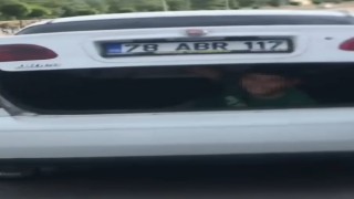 Küçük çocuğun bagajda tehlikeli yolculuğu kamerada