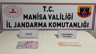 Kumar oynarken suçüstü yakalandılar