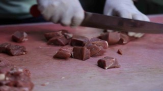 Kurban etini bir gün bekleterek tüketin