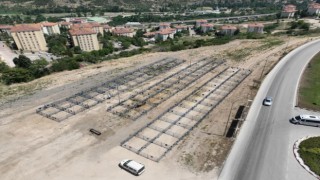 Kurban satış yeri bayrama hazır