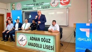 Kurum Müdürleri, Öğrencilere Meslek Seçiminde Yol Gösterdiler
