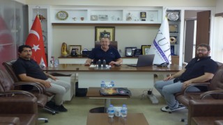 Kuşadası Ülkü Ocakları Yönetimi, Başkan Akdoğan ile görüştü