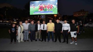 Kütahyada milli heyecan dev ekranda yaşandı