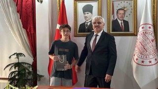LGSde tam puan alan Bolulu öğrenci Türkiye birincisi oldu