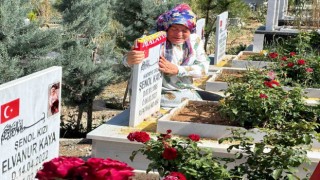 Malatyada mezarlıklarda acı ve hüzün bir arada