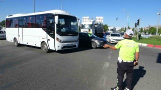 Malatyada trafiği felç eden kaza: 3 yaralı