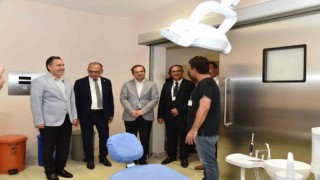 Manisada kamuya bağlı ilk implant merkezi Turgutluda hizmete girdi