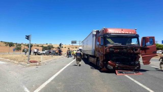 Mardinde trafik kazası: 1i ağır, 5 yaralı