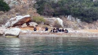 Marmaris Namlıalan koyunda 7 düzensiz göçmen yakalandı