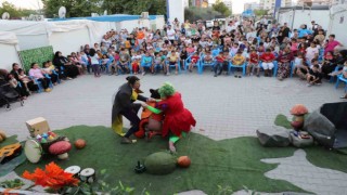 Masal Yolu tiyatrosu moral yolu oldu