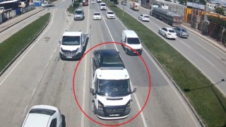 Mercedesi çekiciyle çaldılar
