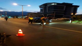 Mersinde otomobil ile motosiklet çarpıştı: 1 yaralı