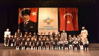 Modern Çizim Anaokulu yıl sonu gösterisi düzenlendi