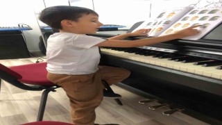 Muğlada çocuklar müzik atölyeleri ile gelişimlerine katkı sağlıyor