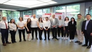 Mühendislik fakültesi öğrenci projeleri sanayi ve sektör temsilcileriyle buluştu