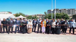 Muşta el emeği göz nuru ürünler sergilendi