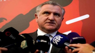 Osman Aşkın Bak: “Bakanlık olarak her aşamada destek vereceğiz”