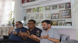 Osmanelide Kaymakam ve Belediye Başkanı vatandaşlarla bayramlaştı