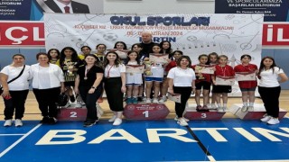 Osmangazili badmintonculardan Türkiye şampiyonluğu