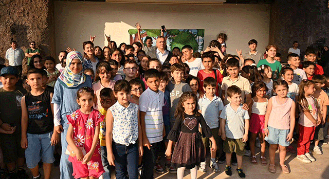 Osmaniye'de Coşkulu "Karne ve Bayram Şenliği"