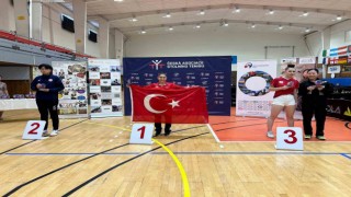 Özel sporcu Ebru Acerden Altın Madalya!
