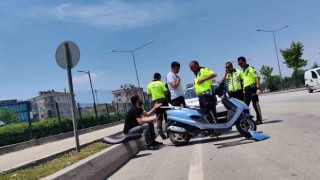 Polisin durdurduğu sürücü hem alkollü hem ehliyetsiz çıktı
