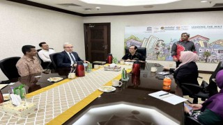 Rektör Demirden GİBTÜnün uluslararası vizyonunu güçlendiren temaslar