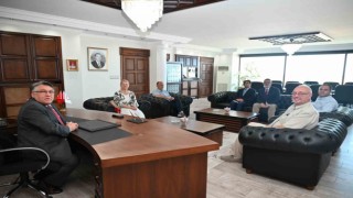 Rektör Özölçer, Uluslararası Akademisyen heyetini kabul etti