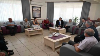 Rektör Özölçerden huzurevi sakinlerine bayram ziyareti