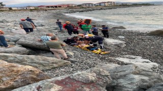 Rizede denize giren Gürcistan uyruklu 2 kişi hayatlarını kaybetti