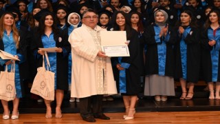 Sağlık Bilimleri Fakültesi mezunları için yemin töreni düzenlendi