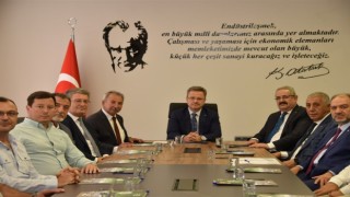 Salihli OSB toplantısı Vali Ünlü başkanlığında yapıldı