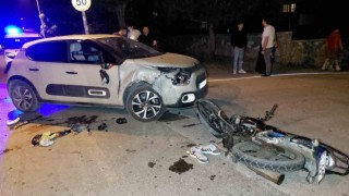 Samsunda motosiklet ile otomobil çarpıştı: 1i ağır 2 yaralı