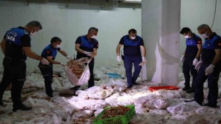 Şanlıurfada 10 ton bozuk tavuk eti ele geçirildi