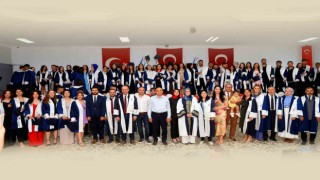 Sarıgöl MYO 21. dönem mezunların verdi