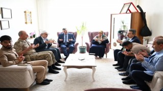 Şehit ailesine bayram ziyareti