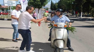 Şehzedeler Belediyesi kabristanda yüreklere dokundu