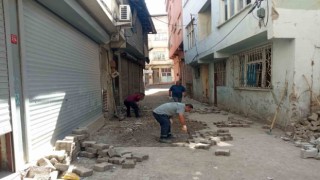 Siirt şehir genelinde yol bakım ve onarım çalışmaları devam ediyor