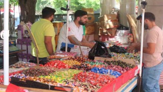 Siirtte çarşı ve pazarda bayram yoğunluğu