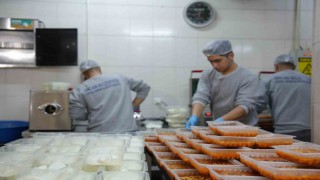 Sincan Belediyesinden bin 150 kişiye yemek yardımı