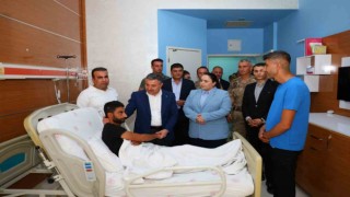 Şırnak Valisi Atay, yaralı güvenlik korucusunu hastanede ziyaret etti