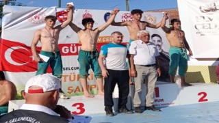 Sivaslı sporcular Çorumda derece yaptı