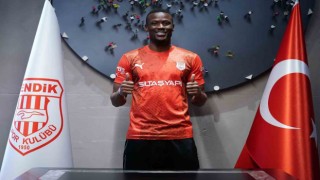Sivasspor Mame Thiam ile ilgileniyor