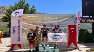 Spor A.Ş. sporcuları Erzincandan 7 madalya ile döndü