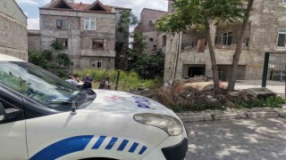 Süt dolu kovaya düşen bebek yaşam mücadelesini kaybetti