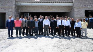 Taşkın, Bakan Yardımcısı Yazgı ile beraber Battalgazinin tarihi yapılarını inceledi