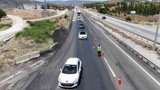 Tatilcilerin dönüş yolcuğu devam ediyor, 43 ilin geçiş güzergahında sıkı denetim