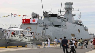 TCG Kınalıada Korveti Japonyada halkın ziyaretine açıldı