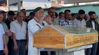 Tersanedeki gemi yangınında hayatını kaybeden işçi son yolculuğuna uğurlandı